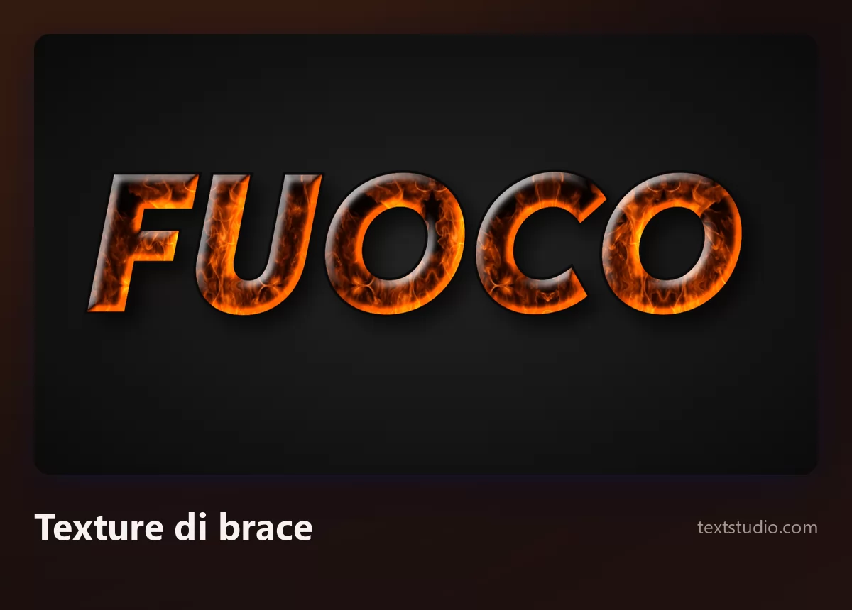 La parola Fuoco in lettere corsive riempite da una texture fotografica di brace ardente, con scintille arancioni e bruciature scure dentro ogni carattere