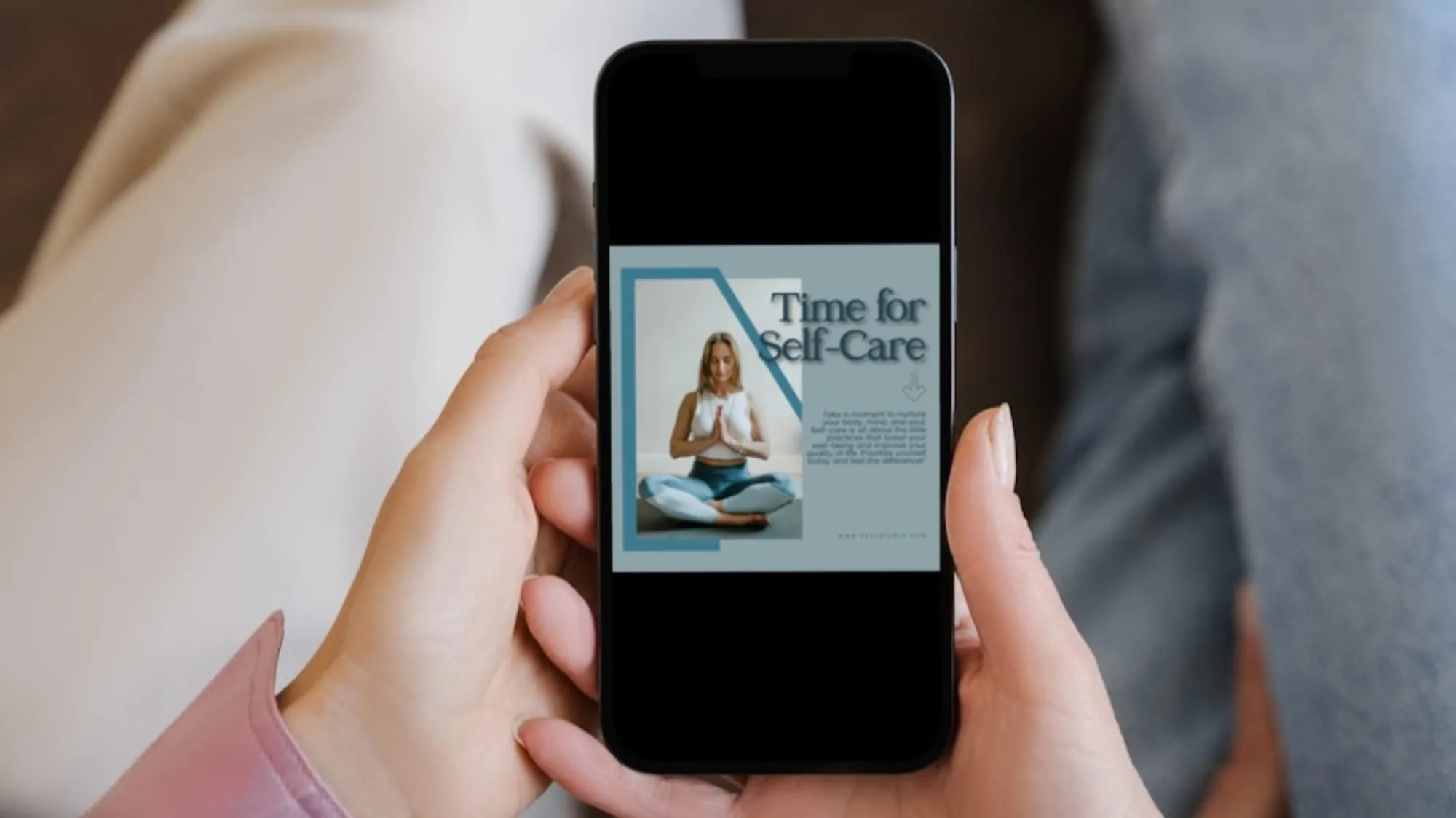 La creazione finale di Design Studio visualizzata su uno smartphone